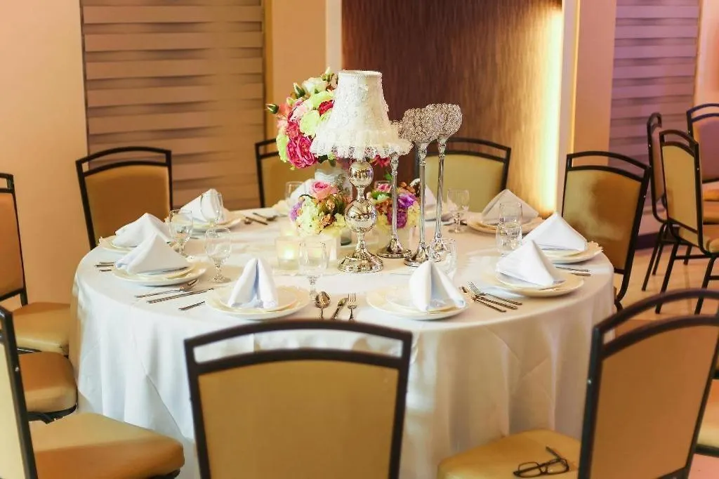 Prime City Resort Hotel Angeles 3*,  Filipinas